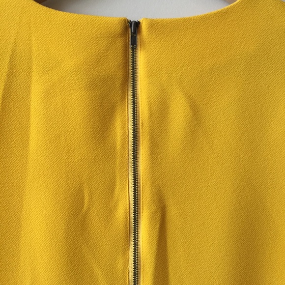 Yellow shift dress - Picture 6 of 8